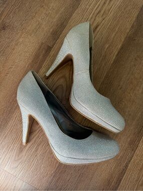 Worthington Sparkling Silver High Heel Pumps